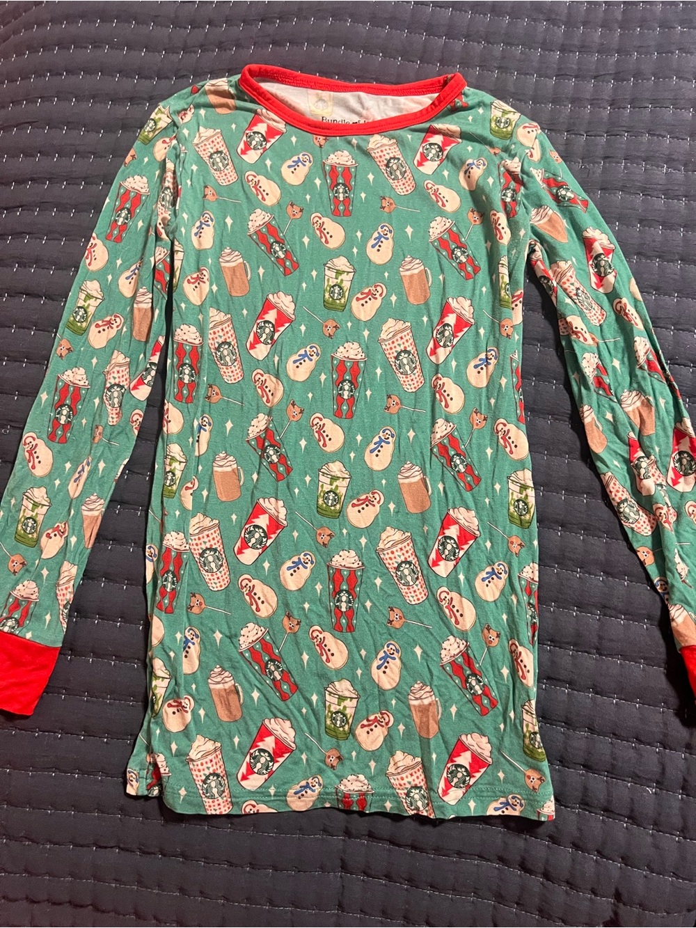 BOJC Starbucks Holiday Print Kid's Bamboo Pajama Set- size 7/8